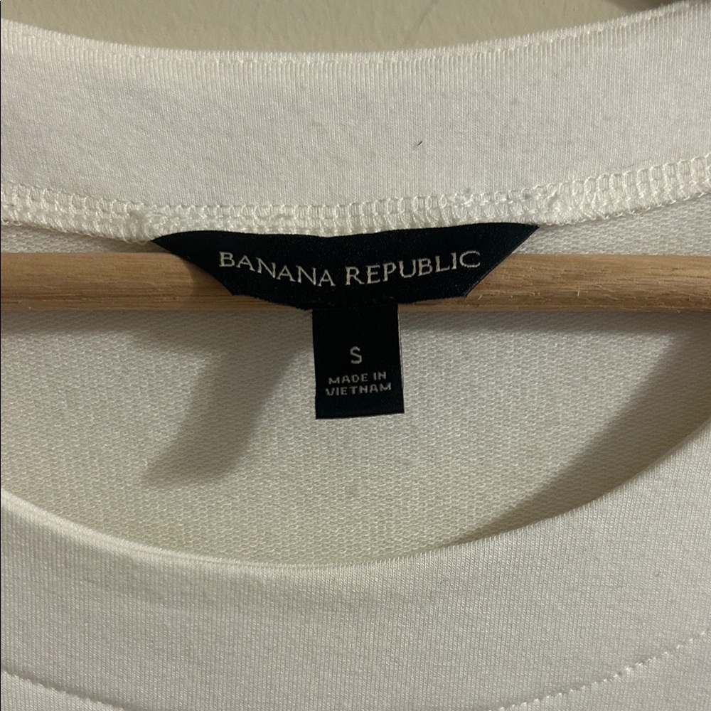 Banana Republic Cream Blouse - Picture 2 of 4